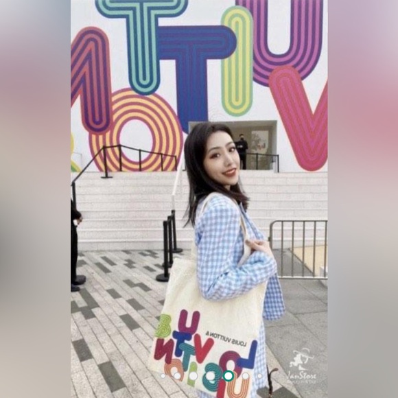 Last One 🛍️ Louis Vuitton Shenzhen Exhibition Tote Bag- Limited Edition - Picture 6 of 10